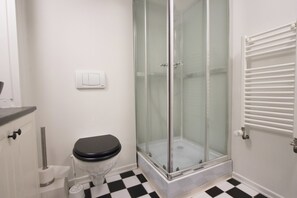 Apartment, 1 Schlafzimmer | Badezimmer | Haartrockner, Handtücher
