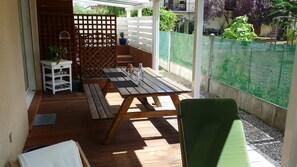 Suite, 2 Queen Beds, Garden View | Terrace/patio - Chez Babeth (Toulouse)