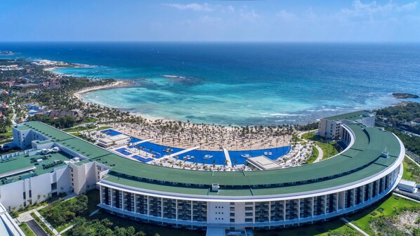 Beach/ocean view