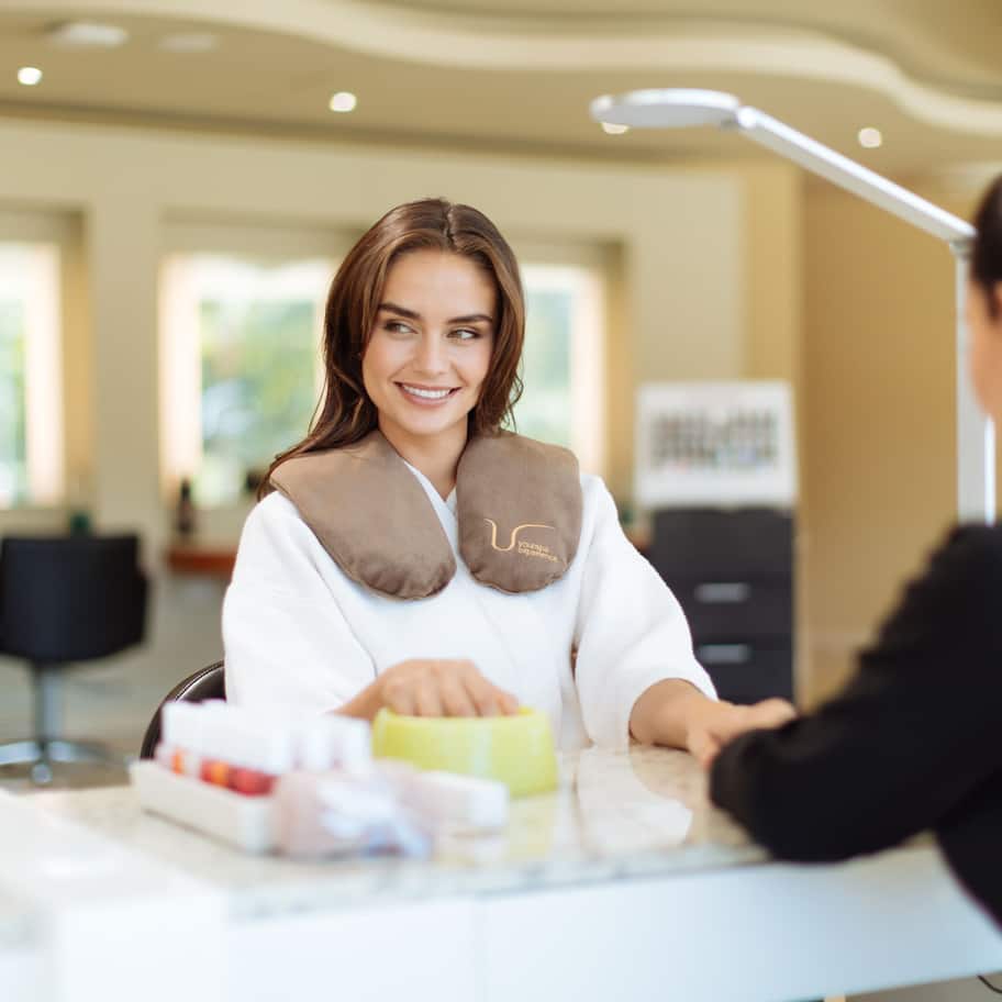 Couples treatment rooms, sauna, hot tub, steam room, body treatments