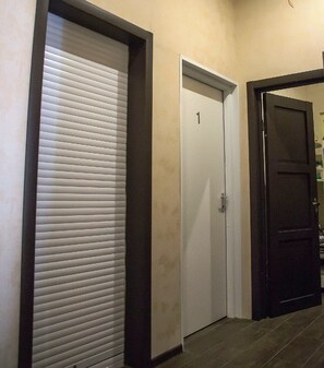 Interior entrance - Podushka - Hostel (St. Petersburg)