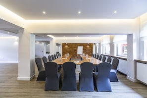 Business centre - Hotel Almarco (Sroda Wielkopolska)