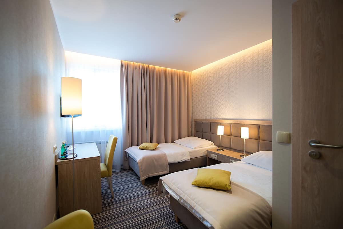 Comfort Double Room | Desk, laptop workspace, blackout drapes, soundproofing