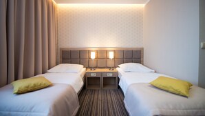 Comfort Double Room | Desk, laptop workspace, blackout drapes, soundproofing - Hotel Almarco (Sroda Wielkopolska)