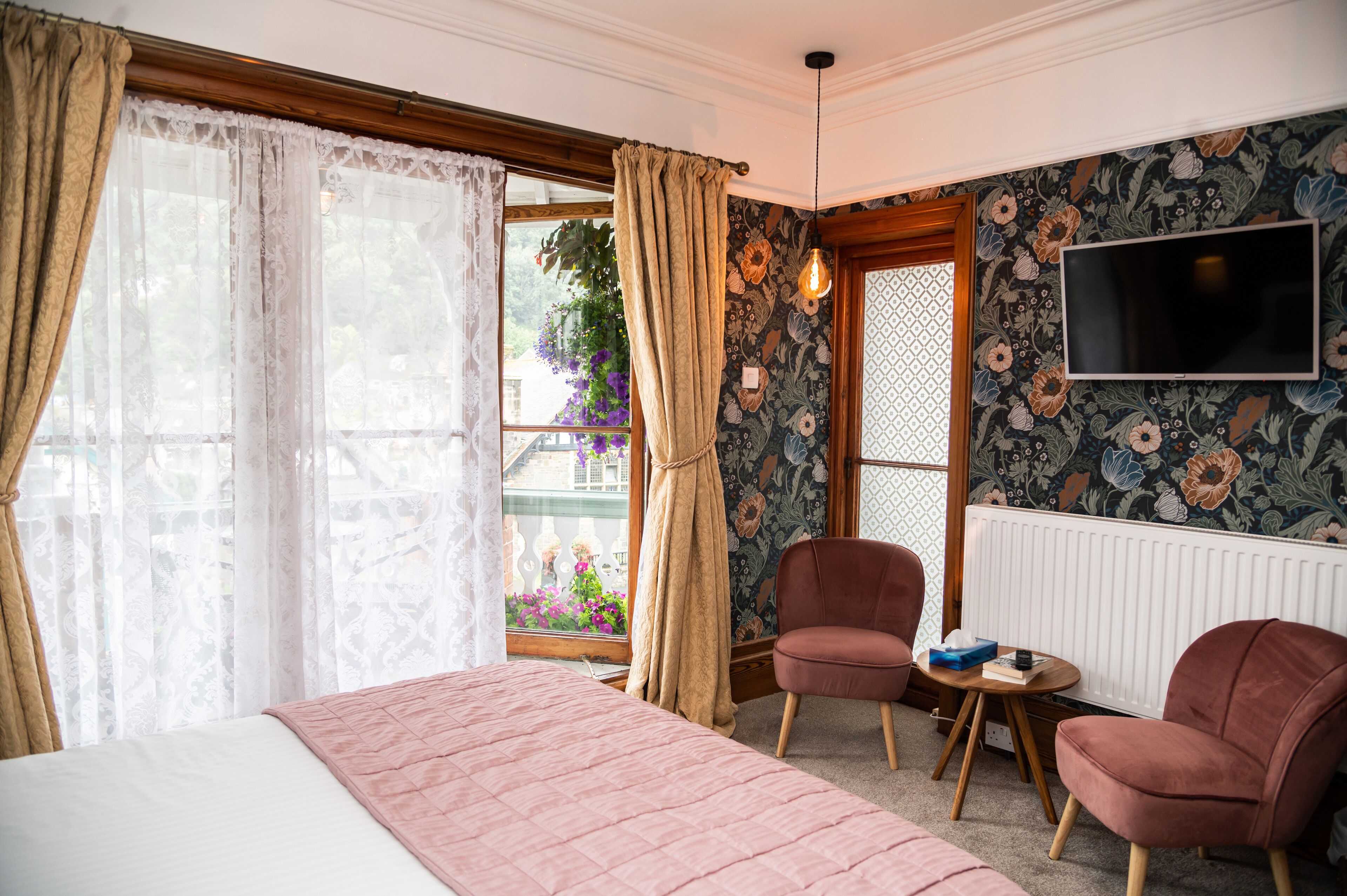 Double Room (Balcony Room) | Individually decorated, individually furnished