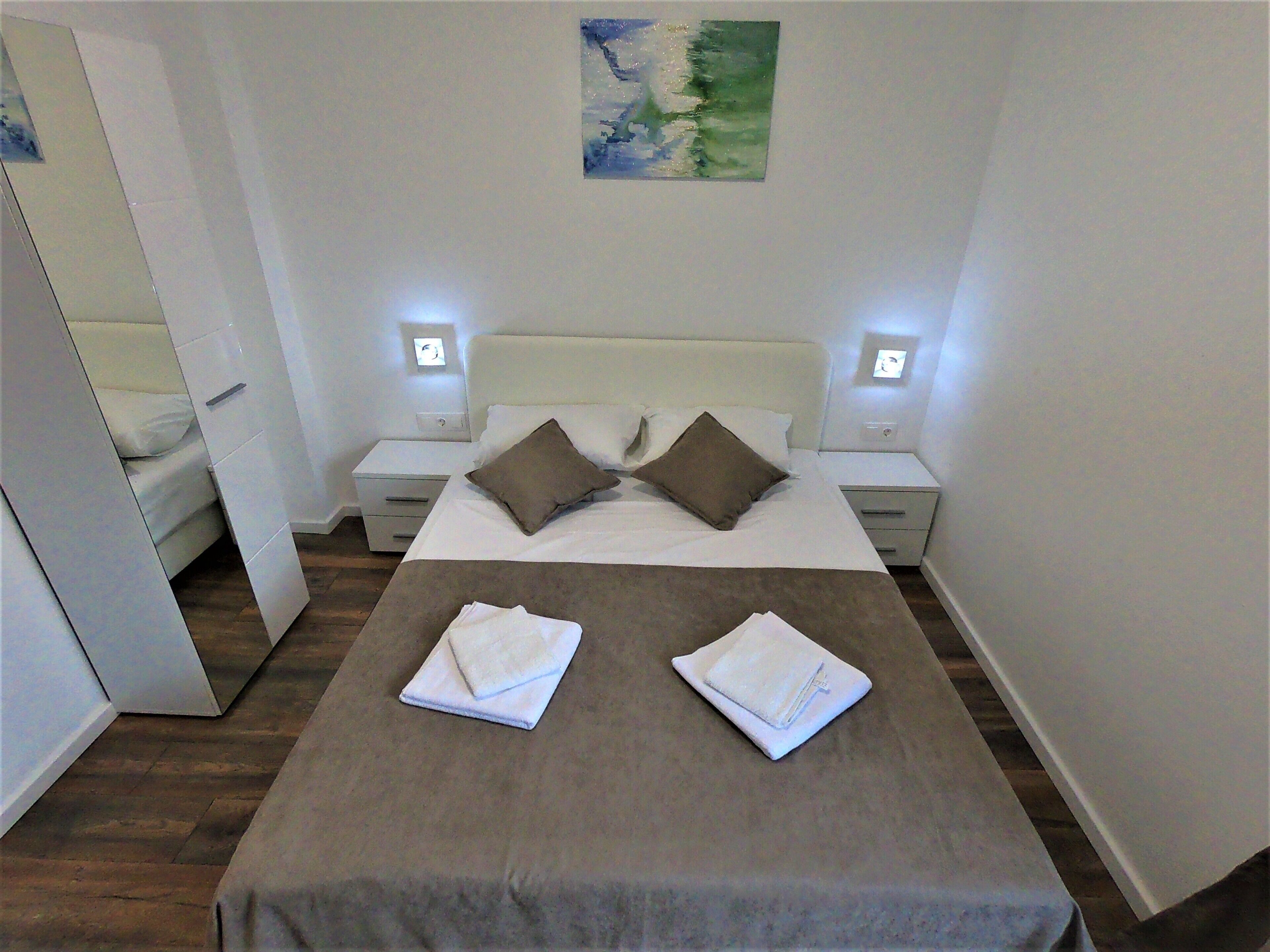 Căn hộ Tiêu chuẩn | Trang trí khác biệt, trang bị nội thất với thiết kế riêng biệt 