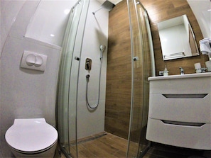 Standard Apartment | Bathroom - Martinovic Rooms (Budva)