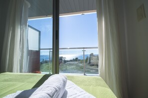 Ferros/tábuas de passar roupa, Wi-Fi de cortesia, roupa de cama