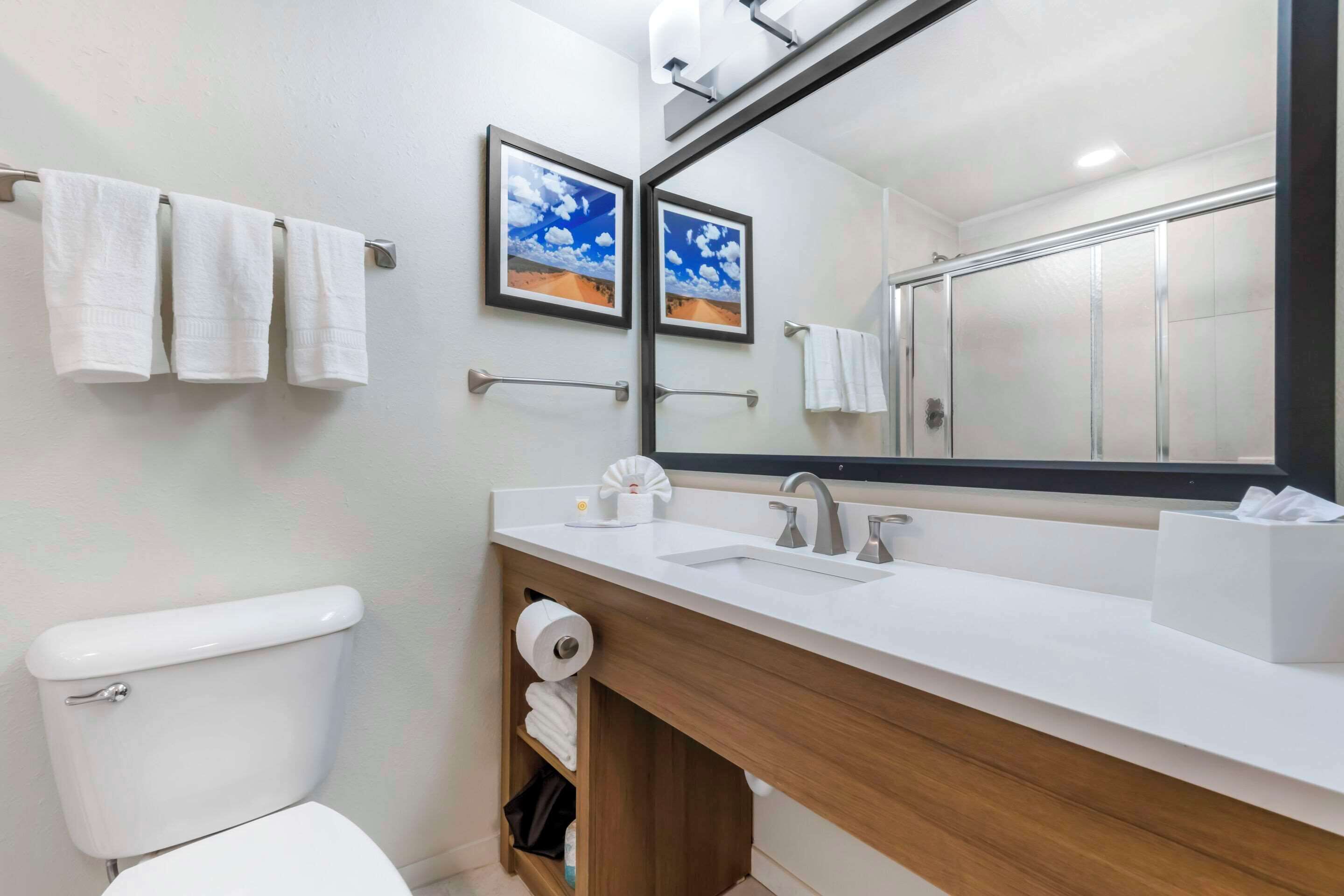 desk, laptop workspace, iron/ironing board, free wifi