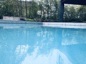 Seasonal outdoor pool