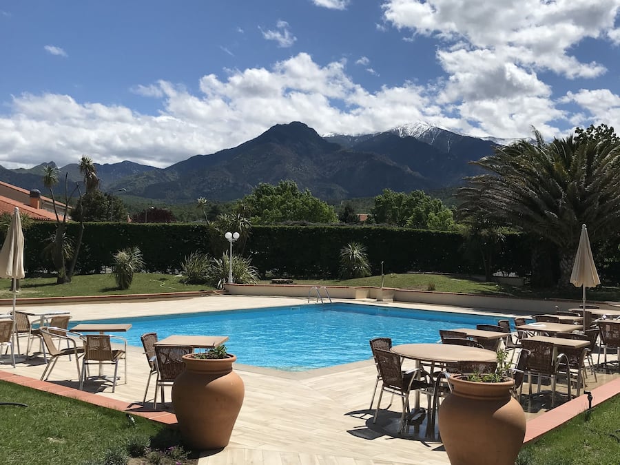 Outdoor pool, pool umbrellas, pool loungers