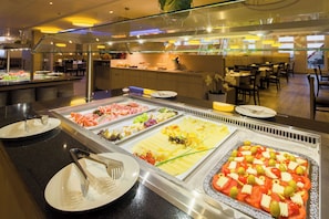 Daily buffet breakfast (EUR 16 per person)