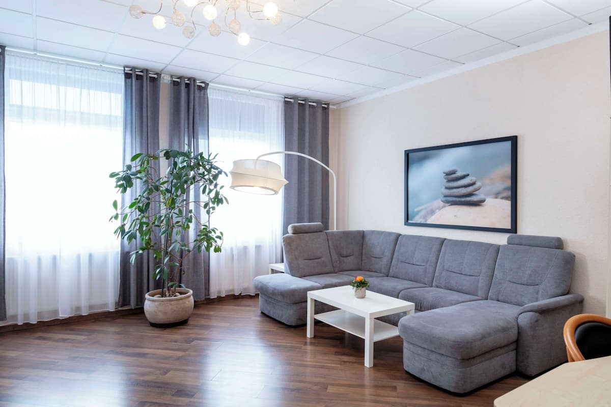 apartment, 4 bedrooms, kitchenette (with sofabed) | hypo-allergenic bedding, minibar, in-room safe, desk