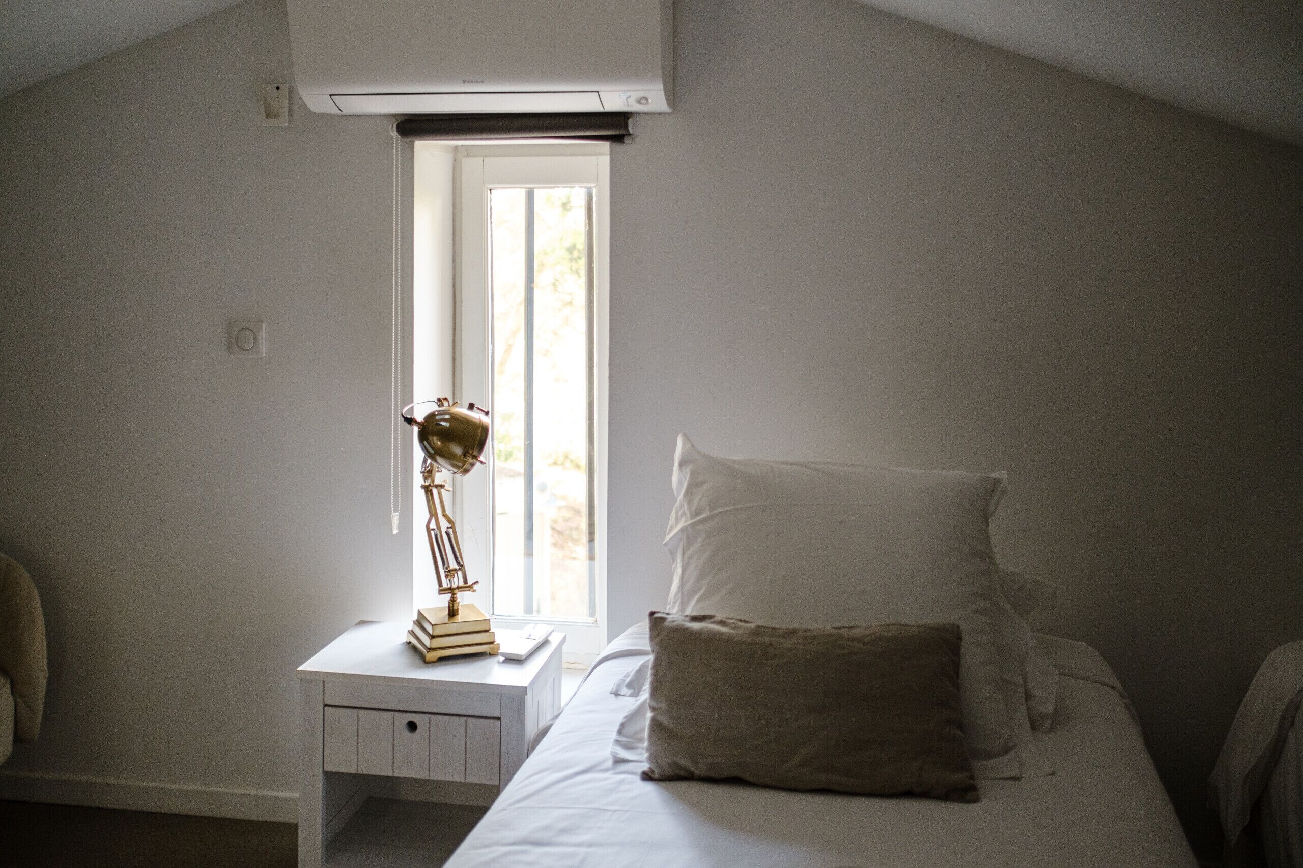 4 quartos, ferros/tábuas de passar roupa, Wi-Fi de cortesia