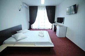 Chambre Double, 1 très grand lit