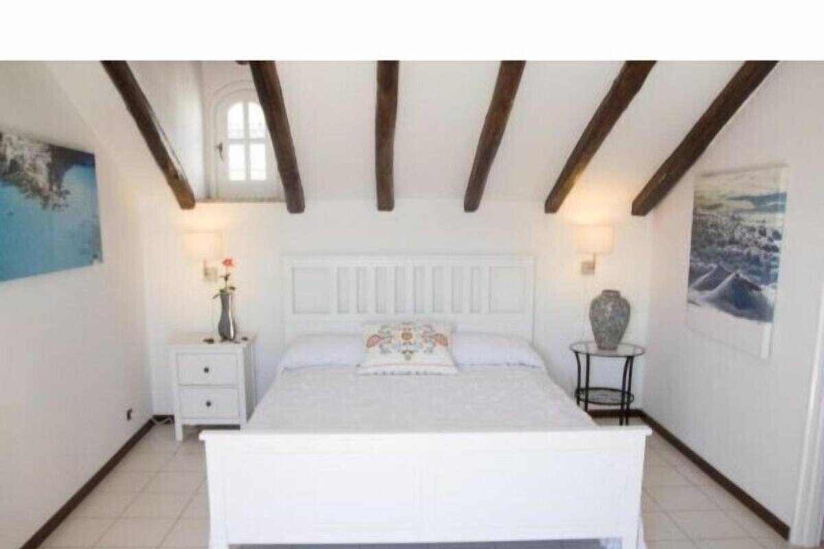 Phòng Suite, hiên | Trang trí khác biệt, trang bị nội thất với thiết kế riêng biệt, bàn