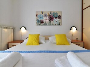 Desk, free WiFi, bed sheets - Apartments Divna (Tisno)