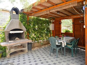 BBQ/picnic Area - Apartments Divna (Tisno)