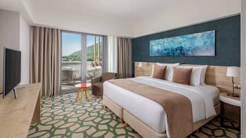 1 bedroom, minibar, desk, laptop workspace