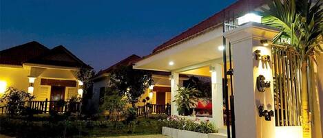 واجهة المنشأة