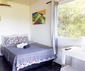Family House, Multiple Beds, Hill View | Free WiFi, bed sheets - Casa do Jardim (Cairu)