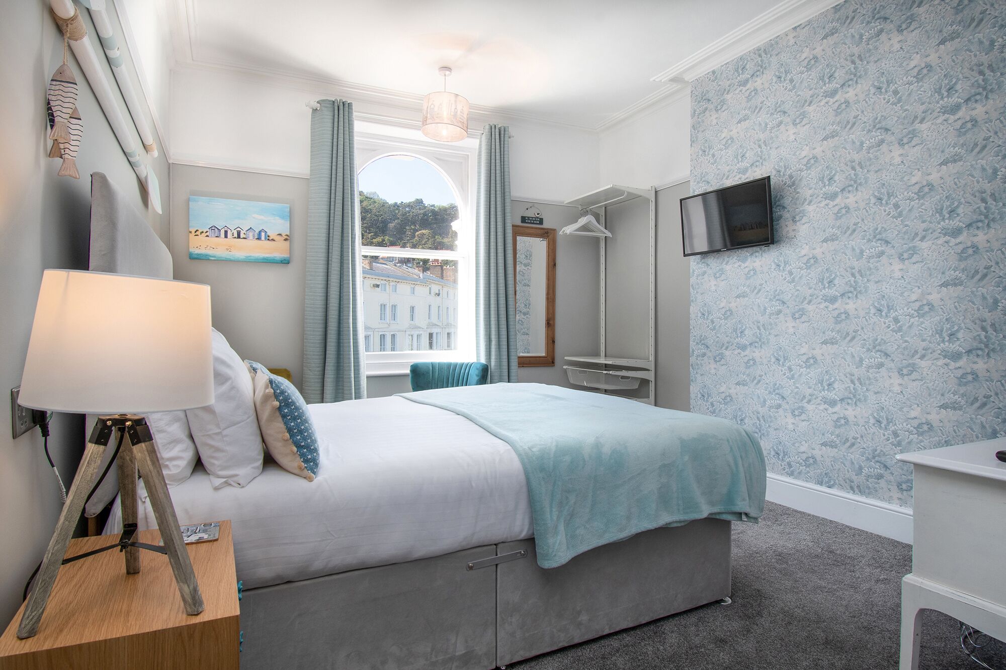 superior double room, 1 king bed, partial sea view | premium bedding, individually decorated, individually furnished