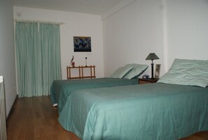 4 habitaciones y ropa de cama 