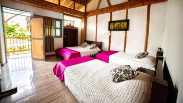 Fer et planche Ă repasser, Wi-Fi gratuit, draps fournis