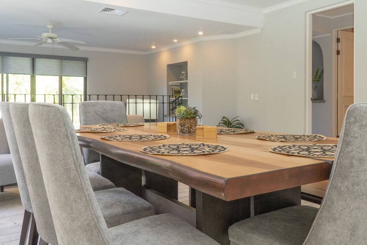 Bougainvillea 2102 - Luxury Apartment | 거실 공간