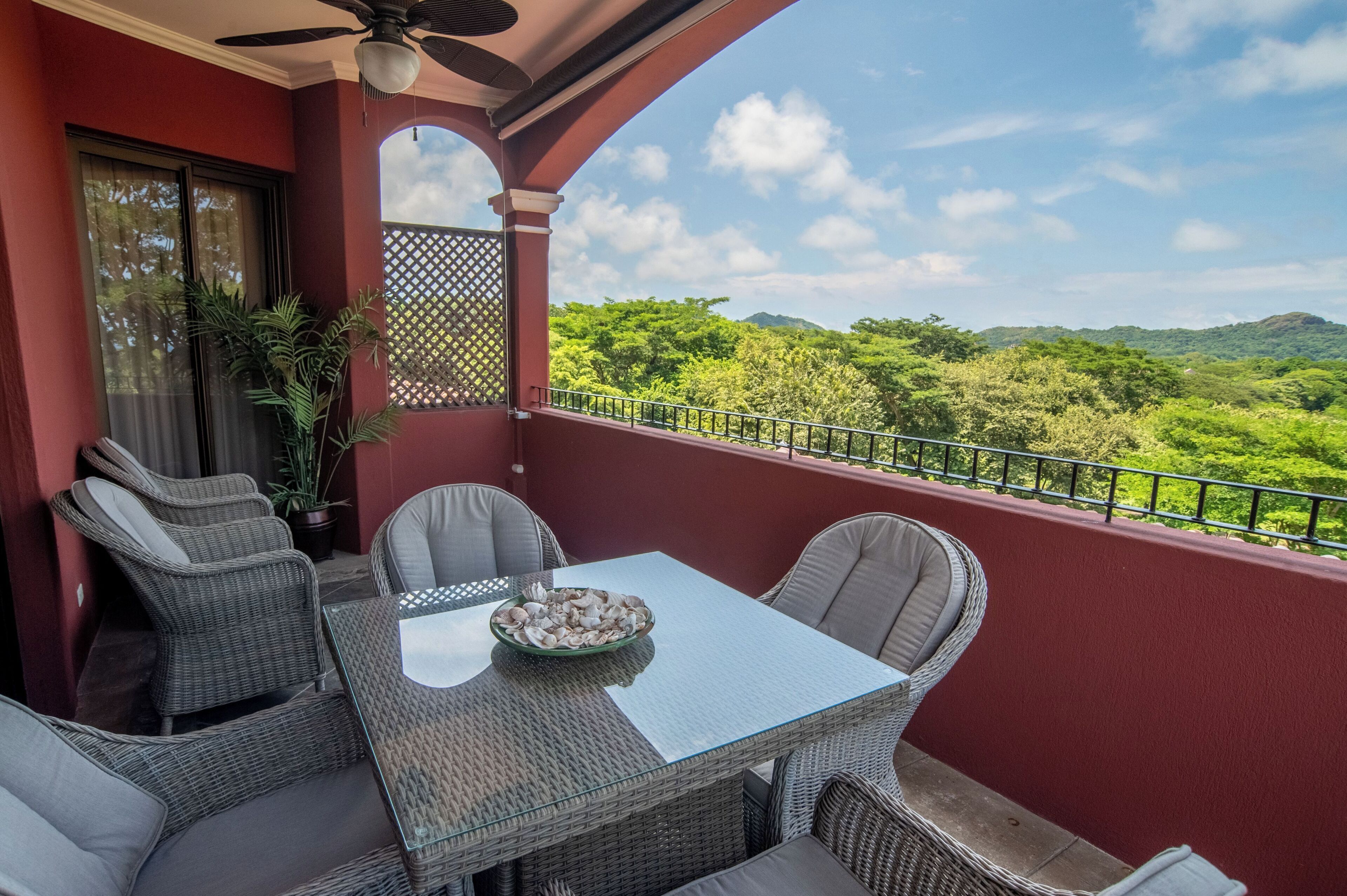 Bougainvillea 1203 - Luxury Apartment | Ausblick vom Zimmer