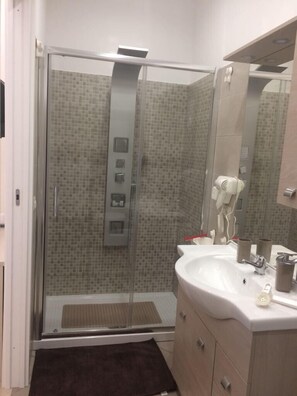 Deluxe-Doppelzimmer (Brown Room)