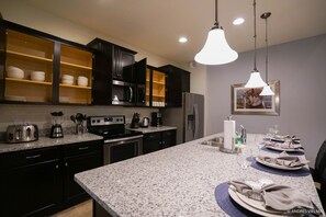 Private kitchen - Windsor at Westside 1792 (Kissimmee)
