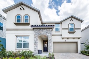 Front of property - Solara Resort 1779 (Kissimmee)