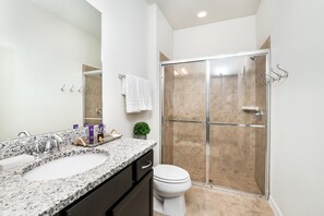 Condo, 5 Bedrooms | Bathroom
