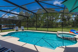 Outdoor pool - Watersong Resort 1028 (Davenport)