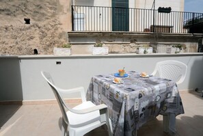 Apartment, 2 Schlafzimmer | Terrasse/Patio