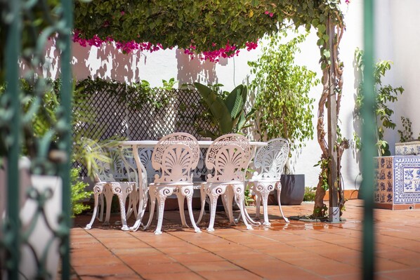 Apartment, 2 Bedrooms, Terrace, City View | Terrace/patio