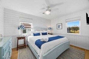 4 bedrooms, WiFi, bed sheets