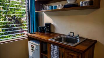 Standard Double Room, 2 Queen Beds, Garden View | Private kitchen | Fridge, microwave, coffee/tea maker, cookware/dishes/utensils