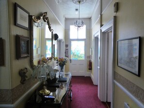 Lobby - Fleurie House (Torquay)