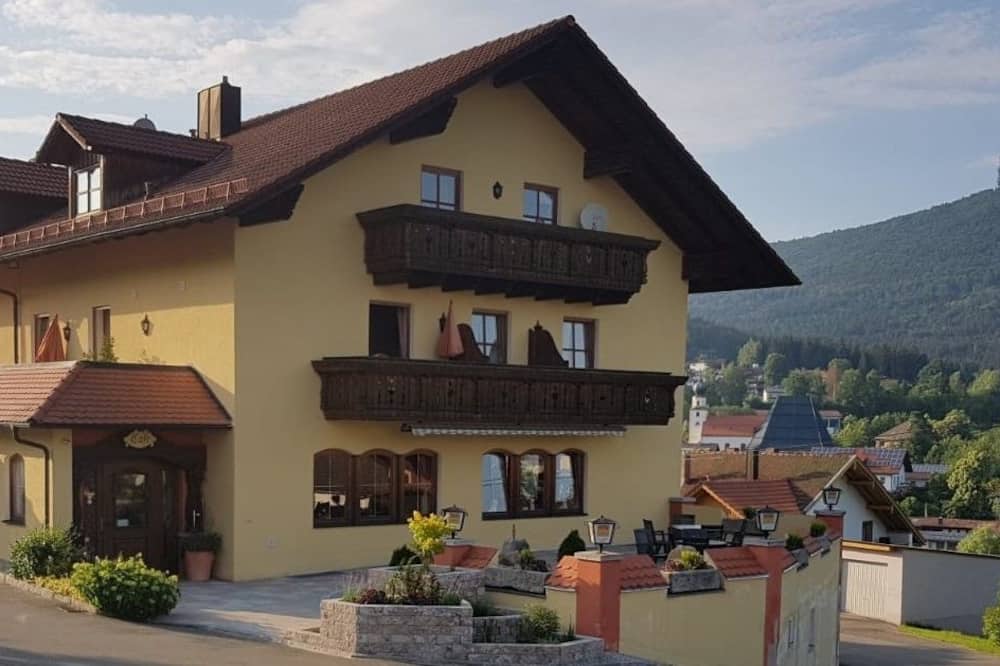 Pension Ferienwohnungen Ludwig