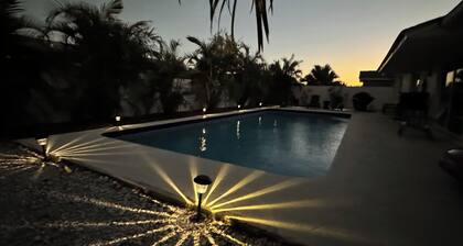 Sunshine Oasis with heated Saltwater pool