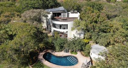 528 Victoria Falls Guest House