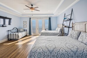 8 bedrooms, free WiFi, bed sheets