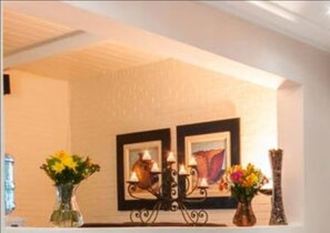 Interior - Hobie Beach Guest House (Gqeberha (Port Elizabeth))