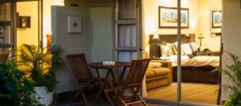 Hobie Beach Guest House