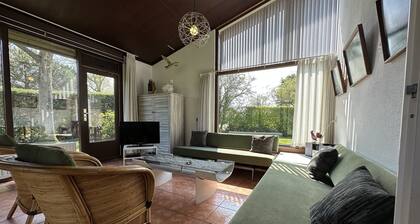 Maison individuelle avec 750 mÂČ de terrain sur la mer du Nord et la mer de Grevelingen