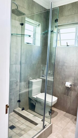 Chambre Familiale | Salle de bain