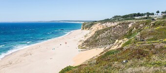 Ajania Villa, AC, Wifi, Piscine