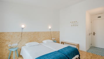 Quarto casal ou duplo | Quartos à prova de som, ferros/tábuas de passar roupa, Wi-Fi de cortesia